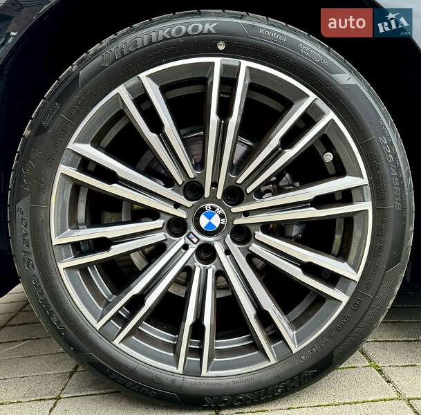 Седан BMW 3 Series 2022 в Львове фото 23 Седан BMW 3 Series 2022 в Львове