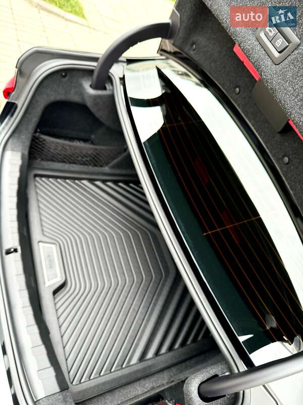 Седан BMW 3 Series 2022 в Львове фото 47 Седан BMW 3 Series 2022 в Львове