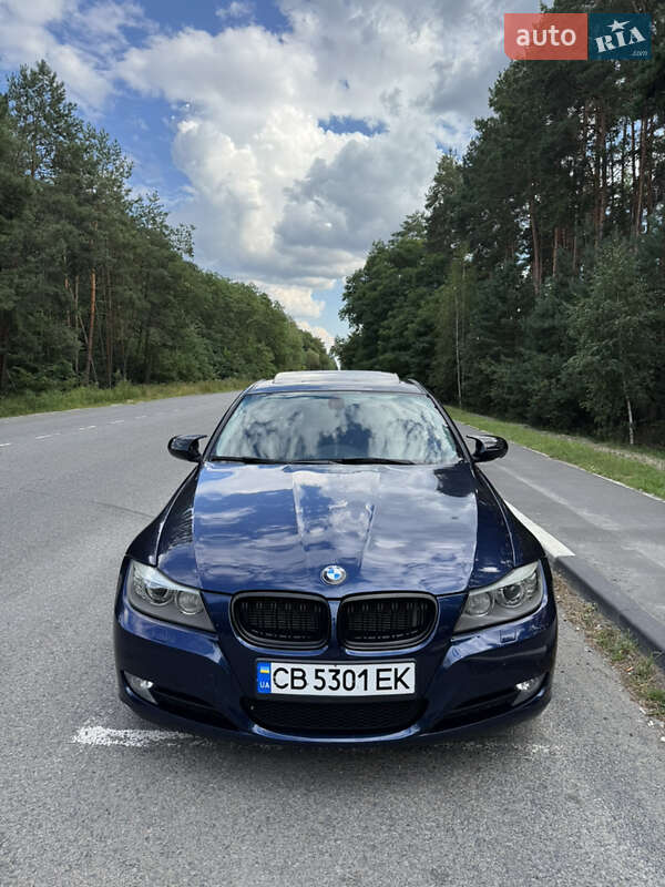 BMW 3 Series 2011 BMW 3 Series 2011