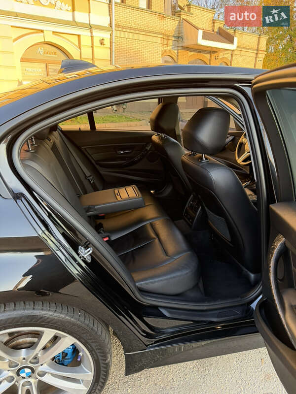 Седан BMW 3 Series 2013 в Харькове