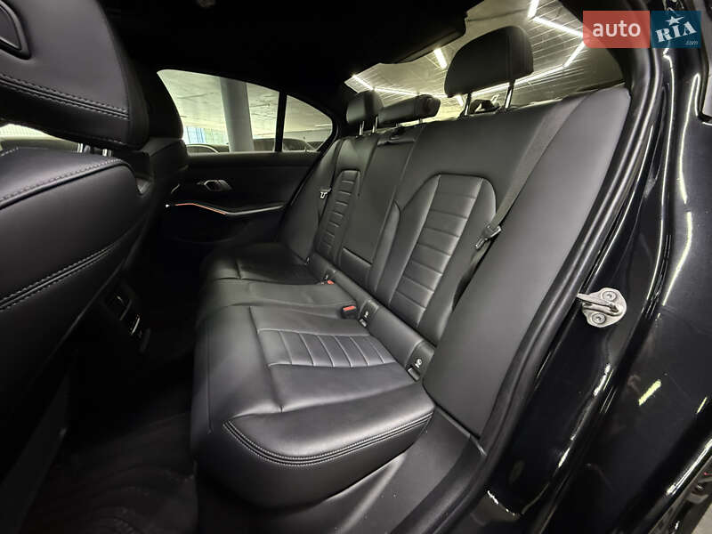 Седан BMW 3 Series 2021 в Одессе