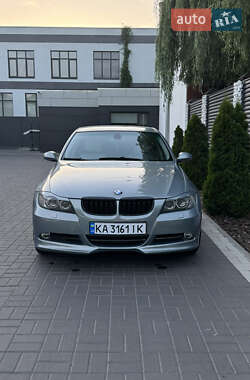 Седан BMW 3 Series 2005 в Черкасах