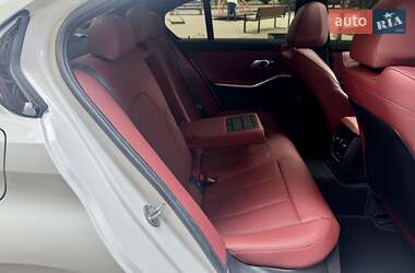 Седан BMW 3 Series 2025 в 