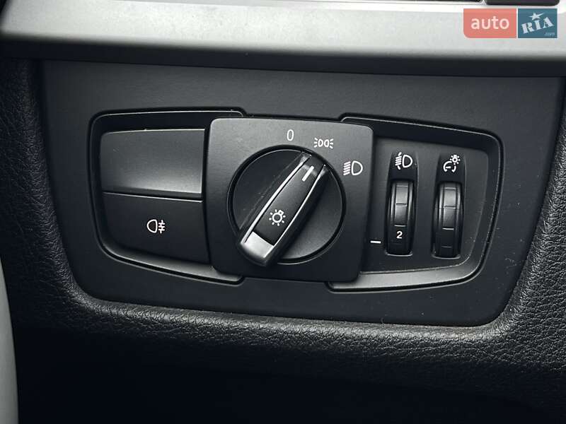 Седан BMW 3 Series 2012 в Киеве фото 17 Седан BMW 3 Series 2012 в Киеве