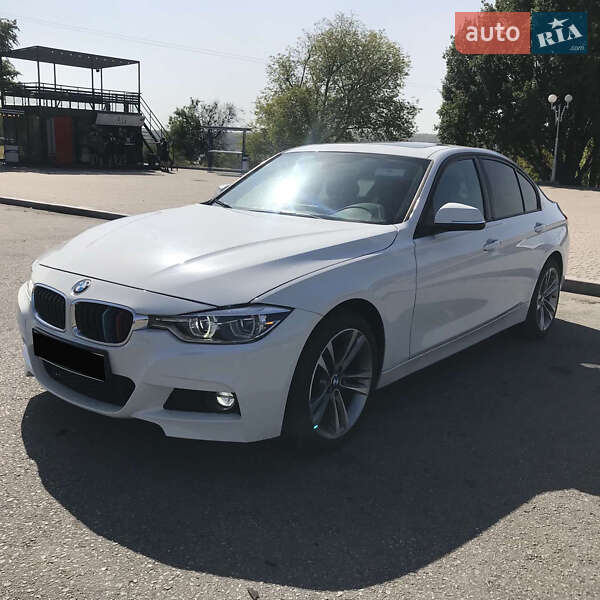 Седан BMW 3 Series 2018 в Дніпрі