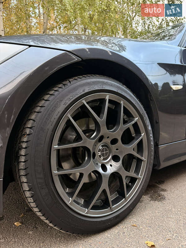 Седан BMW 3 Series 2007 в Одесі