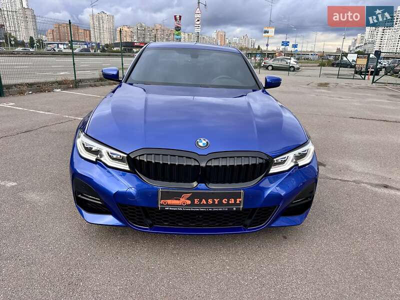 Седан BMW 3 Series 2022 в Киеве