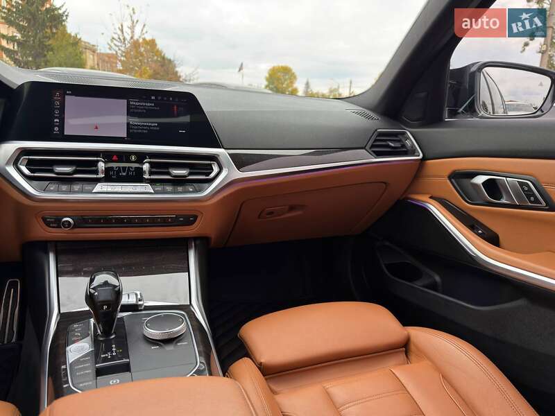 Седан BMW 3 Series 2019 в Харькове