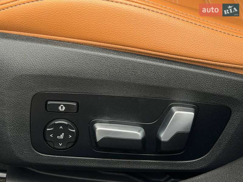 Седан BMW 3 Series 2019 в Харькове