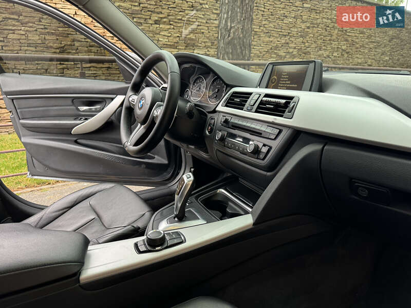 Седан BMW 3 Series 2012 в Киеве