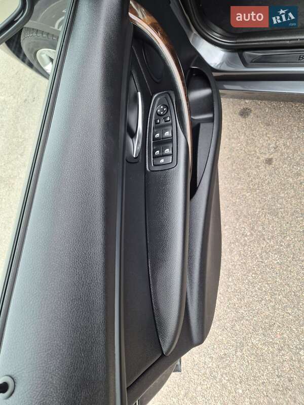 Седан BMW 3 Series 2015 в Києві фото 33 Седан BMW 3 Series 2015 в Києві