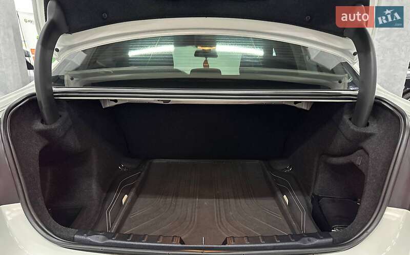 Седан BMW 3 Series 2012 в Каменском фото 22 Седан BMW 3 Series 2012 в Каменском