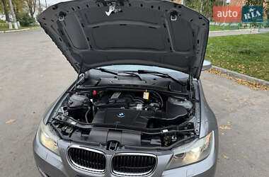 Универсал BMW 3 Series 2010 в 