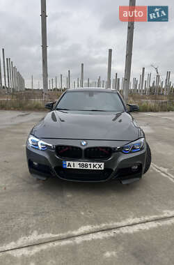 Седан BMW 3 Series 2015 в Коростене