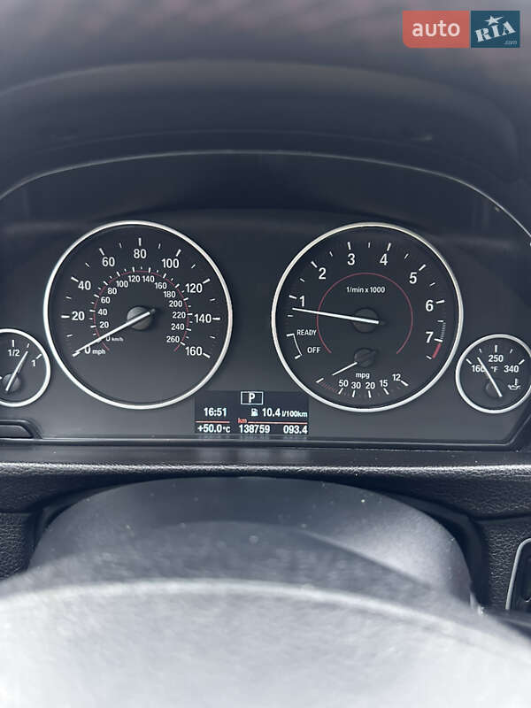 Седан BMW 3 Series 2015 в Коростене