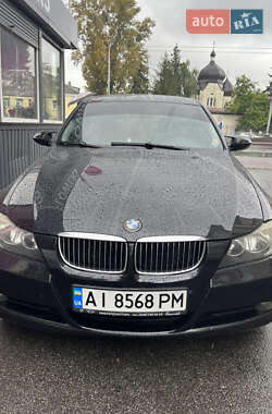 Седан BMW 3 Series 2005 в Киеве