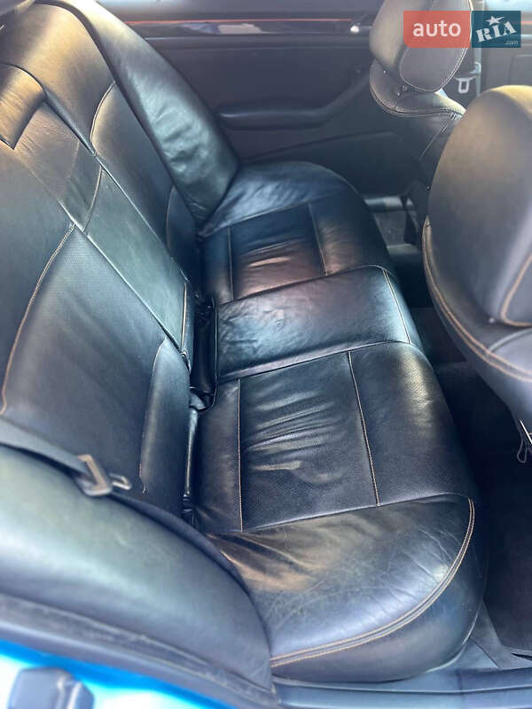 Седан BMW 3 Series 2003 в Одессе