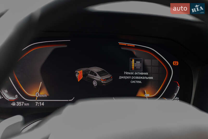 Седан BMW 3 Series 2020 в Бучаче