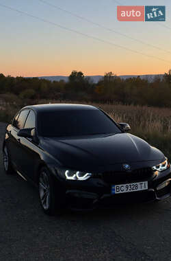 Седан BMW 3 Series 2012 в Трускавце