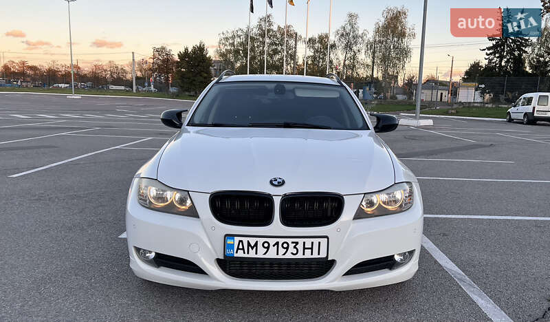 Универсал BMW 3 Series 2010 в 