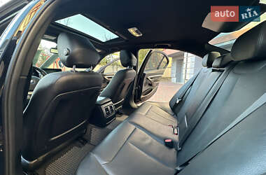 Седан BMW 3 Series 2015 в 