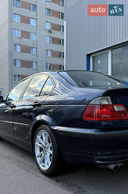 Седан BMW 3 Series 2001 в 
