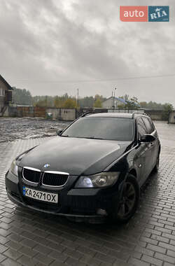 Універсал BMW 3 Series 2007 в Вишневому