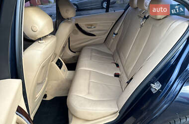 Седан BMW 3 Series 2012 в 