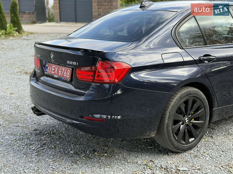 Седан BMW 3 Series 2015 в Рівному фото 10 Седан BMW 3 Series 2015 в Рівному