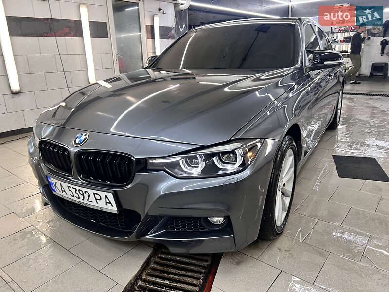 Седан BMW 3 Series 2017 в Києві