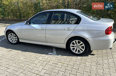 Седан BMW 3 Series 2005 в Луцьку