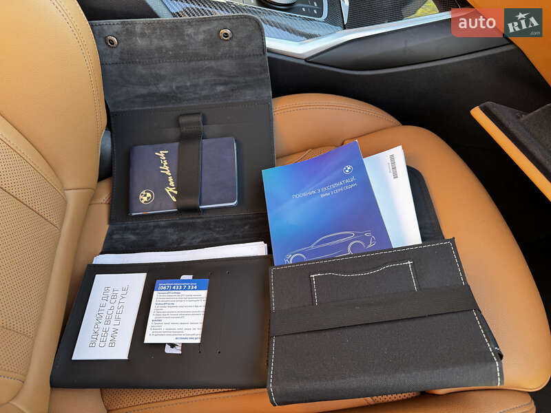 Седан BMW 3 Series 2023 в Львове