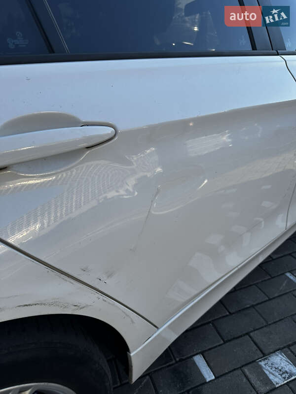 Седан BMW 3 Series 2013 в Луцке