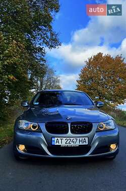 Седан BMW 3 Series 2009 в Бурштині