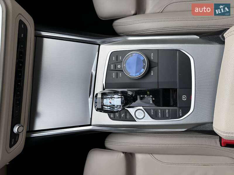 Седан BMW 3 Series 2019 в Киеве фото 41 Седан BMW 3 Series 2019 в Киеве