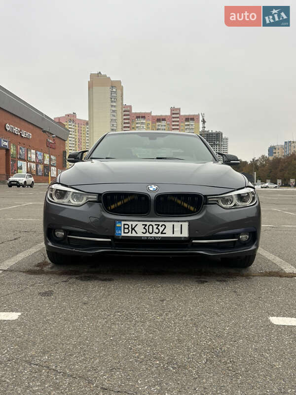 Седан BMW 3 Series 2015 в Броварах