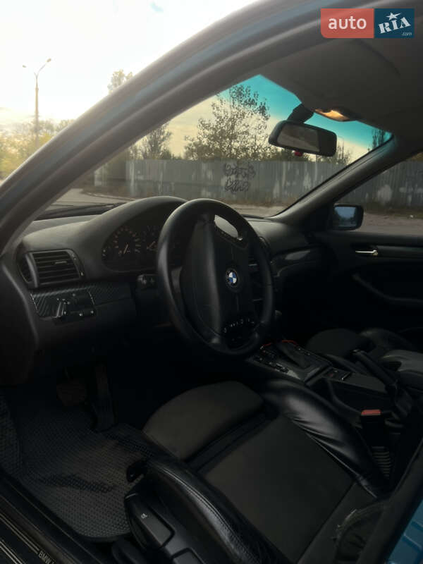 Седан BMW 3 Series 2002 в Запорожье