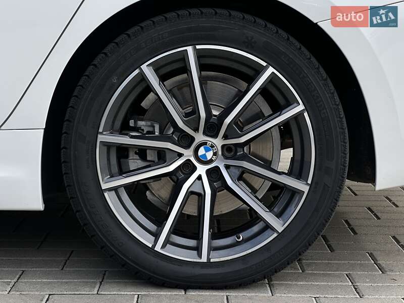 Седан BMW 3 Series 2019 в Мукачево фото 18 Седан BMW 3 Series 2019 в Мукачево