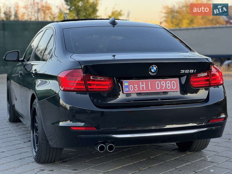 Седан BMW 3 Series 2013 в Рівному