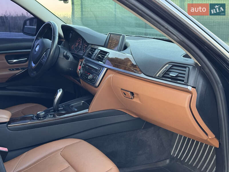 Седан BMW 3 Series 2013 в Рівному