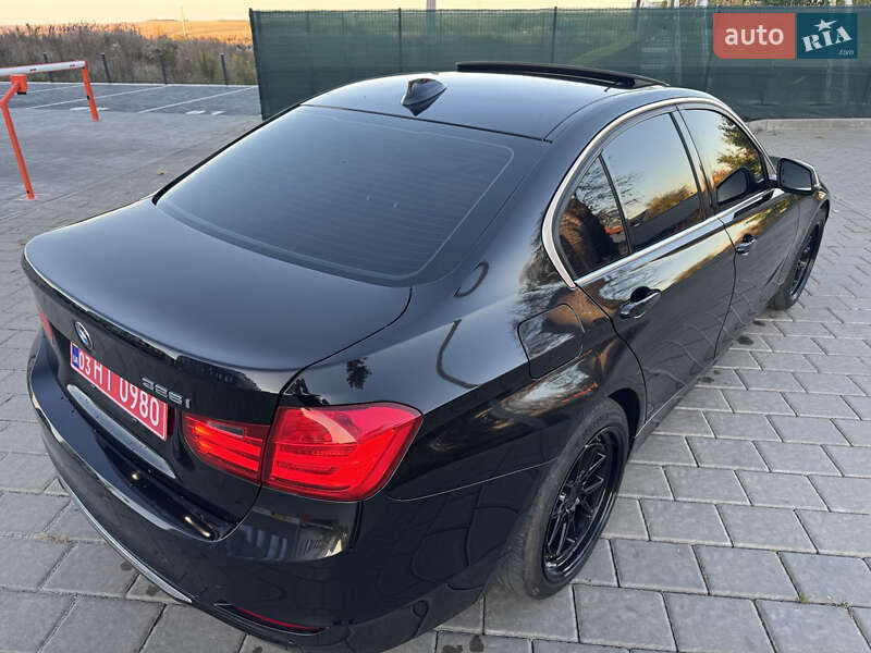 Седан BMW 3 Series 2013 в Рівному