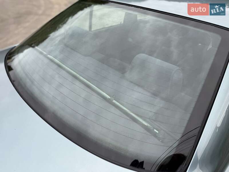 Седан BMW 3 Series 1995 в Ужгороде