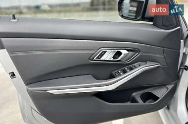 Седан BMW 3 Series 2021 в 