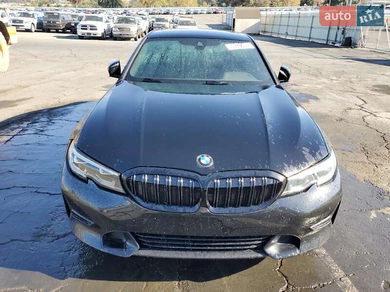 Седан BMW 3 Series 2020 в Киеве