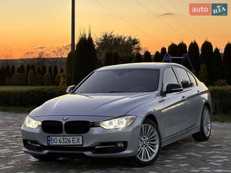 Седан BMW 3 Series 2012 в 