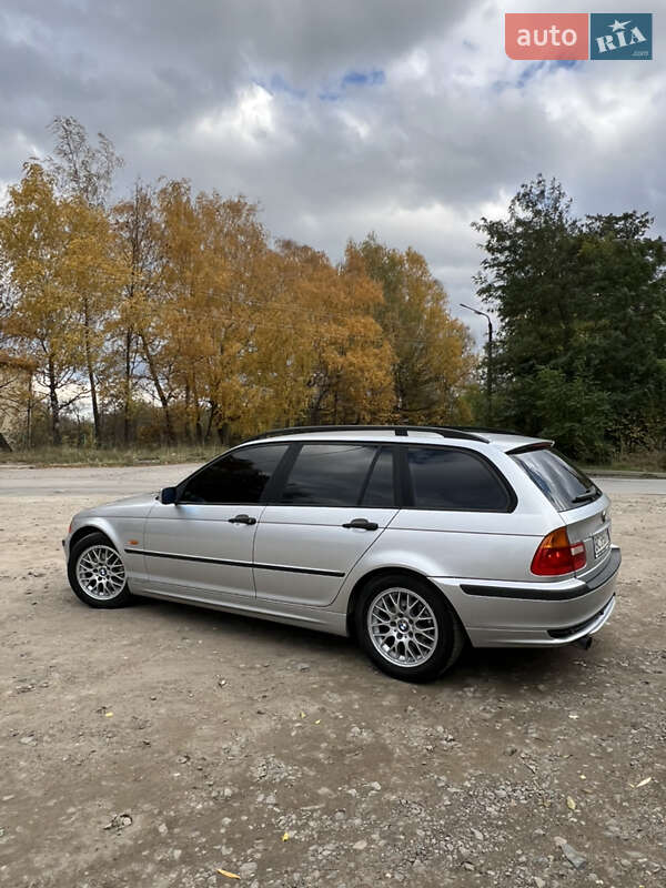 Універсал BMW 3 Series 2000 в Бориславі