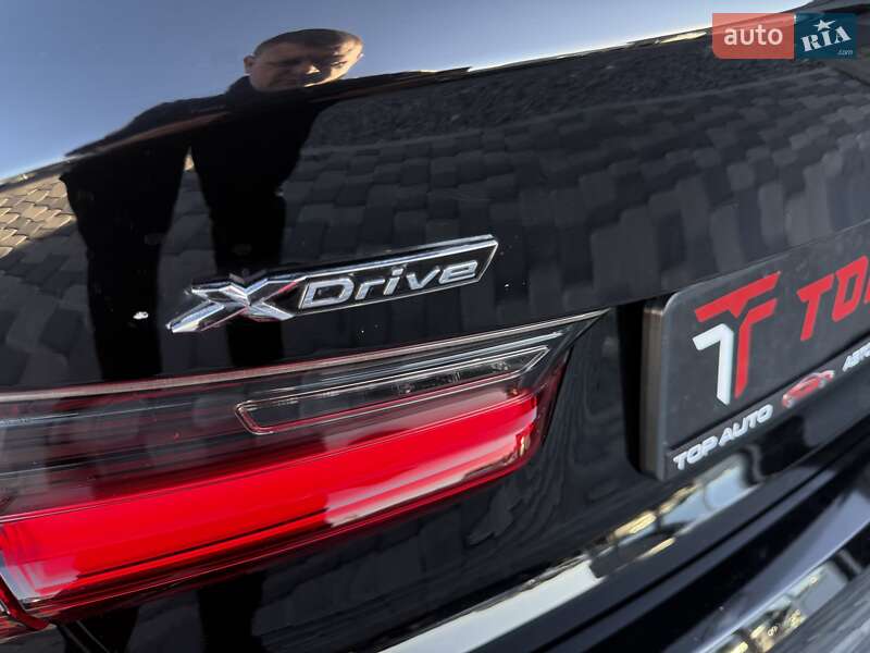 Седан BMW 3 Series 2021 в Львове