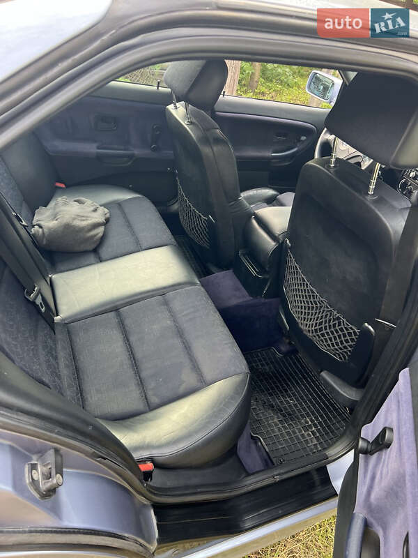 Седан BMW 3 Series 1994 в Львове