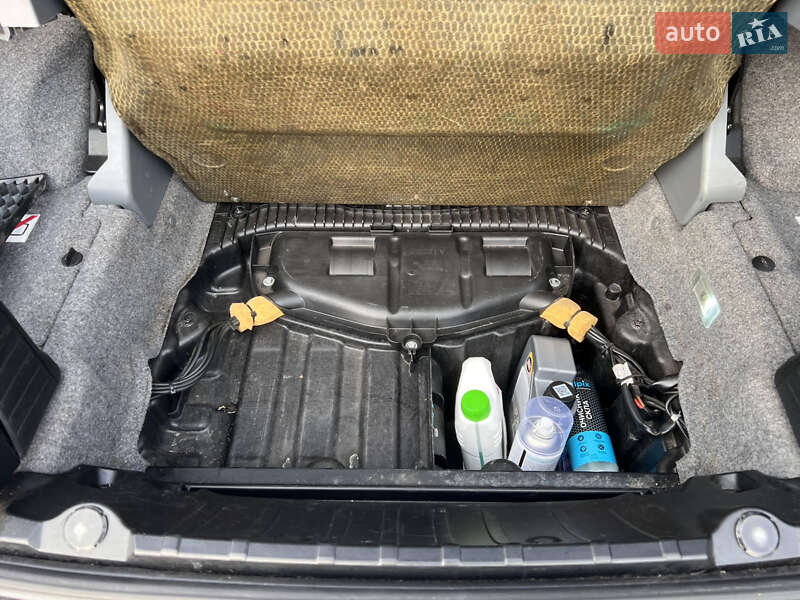 Кабриолет BMW 3 Series 2013 в Киеве фото 27 Кабриолет BMW 3 Series 2013 в Киеве