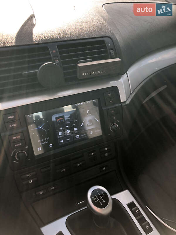 Седан BMW 3 Series 2004 в Львові